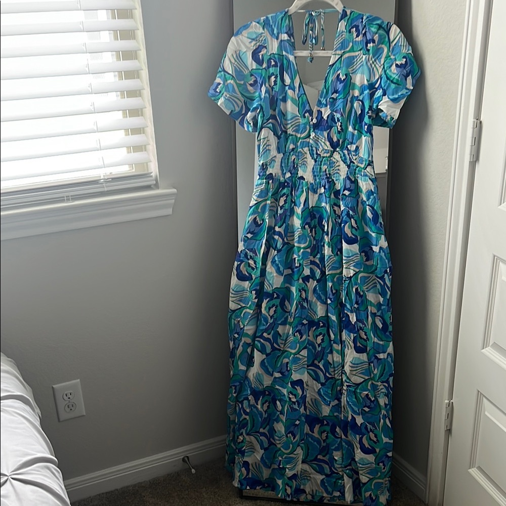 Elegant Blue Floral Maxi Dress